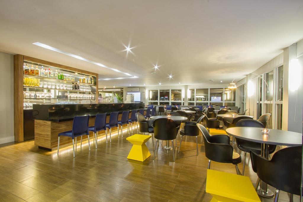 Le Canard Joinville Exterior photo