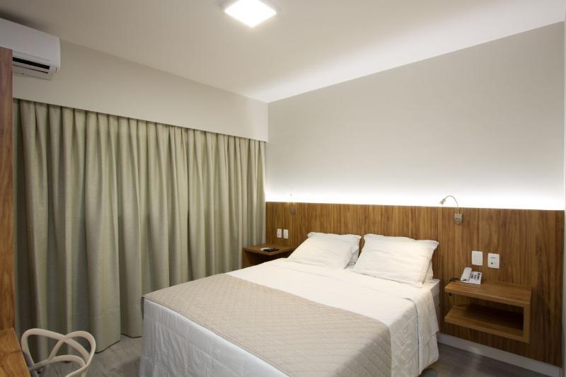 Le Canard Joinville Exterior photo