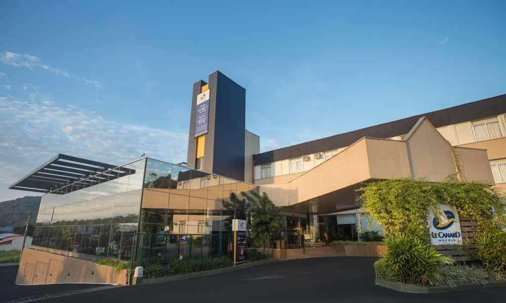 Le Canard Joinville Exterior photo