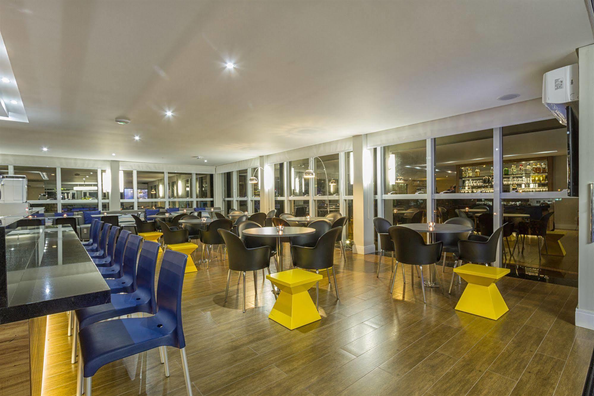 Le Canard Joinville Exterior photo